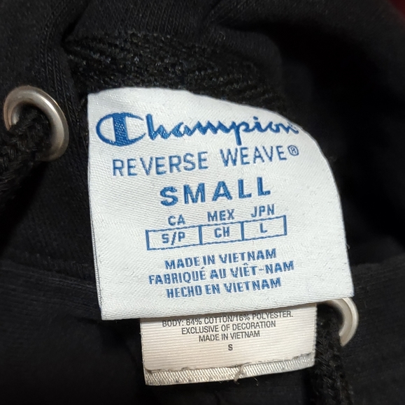 Champion sweater for women size small - Picture 4 of 4